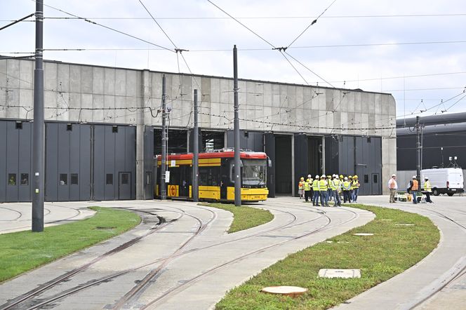 Nowa zajezdnia tramwajowa na Annopolu (zdjęcie z czerwca 2024)