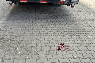 Tragedia na Woli. Śmieciarka przejechała staruszkę. Dramatyczne sceny