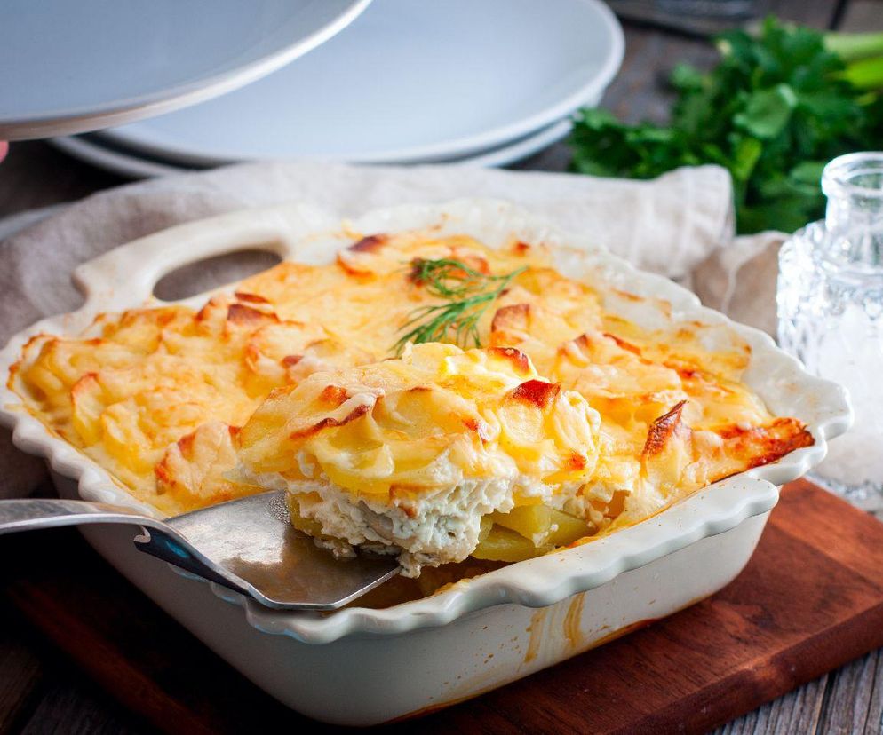 zapiekanka z łososiem i ziemniakami