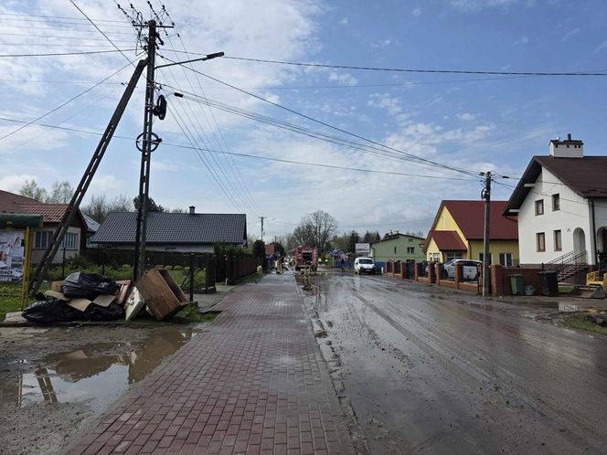 Pawłosiów po powodzi.