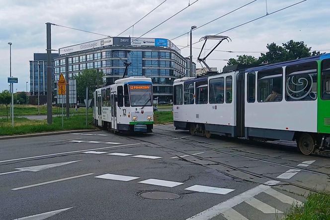 Al. Powstańców Wlkp. przed przebudową