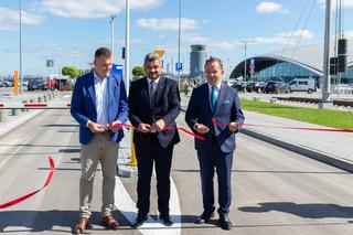 Nowe miejsca parkingowe przy lotnisku w Jasionce. Dotychczasowy parking zwiększony o ponad 50 procent