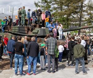 Wystawa sprzętu wojskowego z okazji 25. rocznicy przystąpienia Polski do NATO