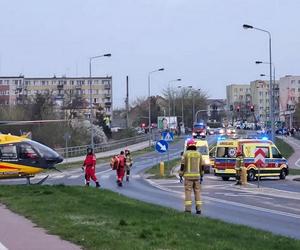 Gostynin. Senior przejechał matkę z dwójką dzieci! Dramatyczna akcja ratunkowa