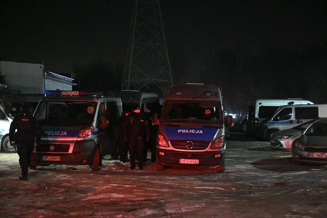 Kamiński i Wąsik w areszcie. Wielki protest w Warszawie