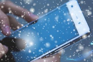 Digital detox w czasie świąt.  Jak ograniczyć korzystanie ze smartfona?