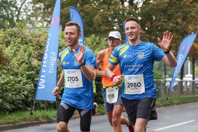 22. Poznań Maraton za nami. Tysiące biegaczy na ulicach Poznania 