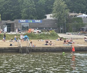 Wakacyjny patrol Eska Summer City na olsztyńskiej Plaży Miejskiej