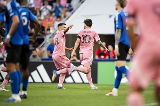 Jordi Alba , Lionel Messi