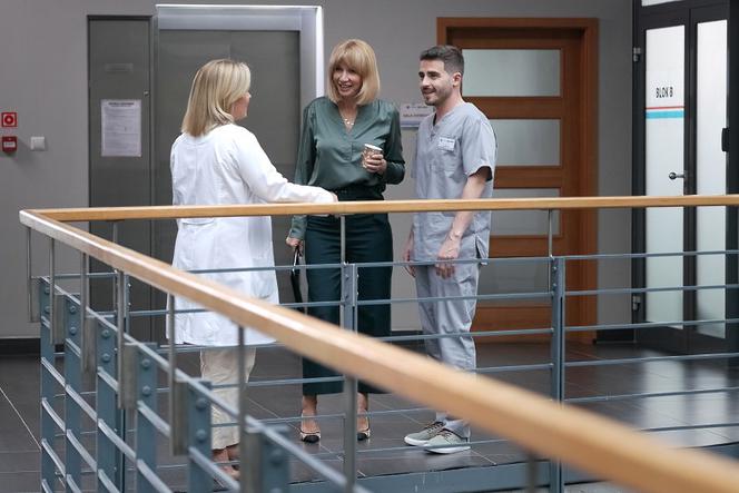 Pierwsza miłość, odcinek 3344: Marysia (Aneta Zając), Kacper (Damian Kulec), Grażyna (Grażyna Wolszczak)