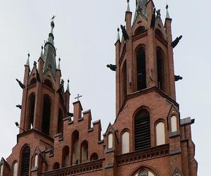 Tutaj kościoły wypełniają się co niedzielę. To najpobożniejsze diecezje w Polsce