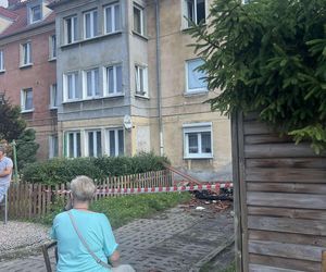 Pożar w kamienicy przy ul. Hallera. Mieszkańcy rozgoryczeni działaniami miasta