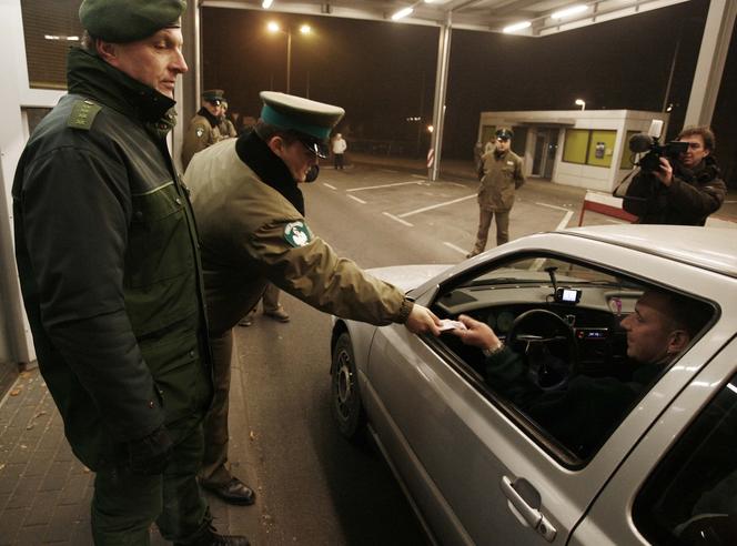 15 lat temu Polska weszła do Strefy Schengen. Otwarcie granicy polsko-niemieckiej 21.07.2007r.