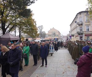  Uroczystości pod pomnikiem Józefa Piłsudskiego w Rzeszowie 