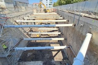 Apartamentowiec Powstańców 7D we Wrocławiu z czteropoziomowym parkingiem podziemnym