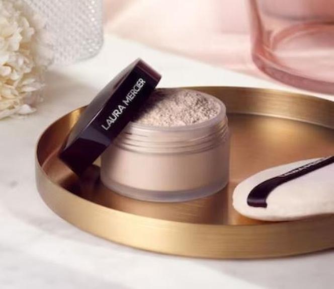 LAURA MERCIER