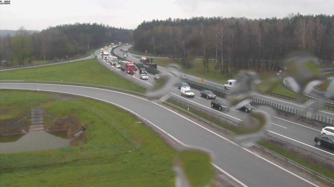 "Beton, masakra". Kraków stanął. Gigantyczne utrudnienia w mieście i na autostradzie A4