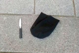 Nożownik w Warszawie. Mężczyzna z nożem terroryzował Stare Miasto. Wśród ofiar Francuz