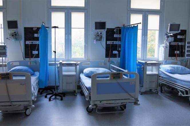 Jeszcze więcej łóżek COVID-owych w Szpitalu Wojskowym w Wałczu