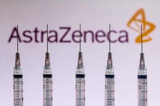Koronawirus w Polsce. Krytyka szczepionek AstraZeneca ma drugie dno? Słowa ministra nie pozostawiają złudzeń