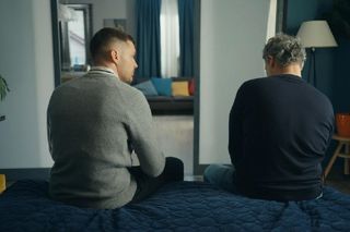 Barwy szczęścia, odcinek 3197. Darek (Andrzej Niemyt), Karol (Jan Wieczorkowski)