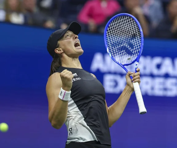 Iga Świątek w 1/8 finału US Open. Awans Polki po zaciętej walce