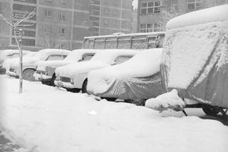Kiedyś to było! Zaśnieżona Warszawa w PRL-u, teraz takiej zimy już nie ma... Pamiętacie?
