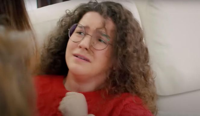 Zeynep będzie przetrzymywana przez porywacza, a Yildiz przyłapie Melis na rozmowie z przestępcą. Ghonul i Bulent zaczną odchodzić od zmysłów, a Ege trafi na trop.