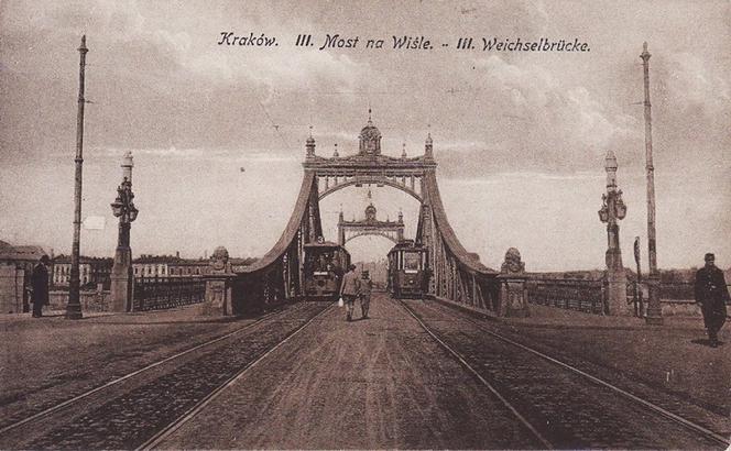 Komunikacja miejska sprzed lat: Tak wyglądały krakowskie tramwaje! [ZDJĘCIA]
