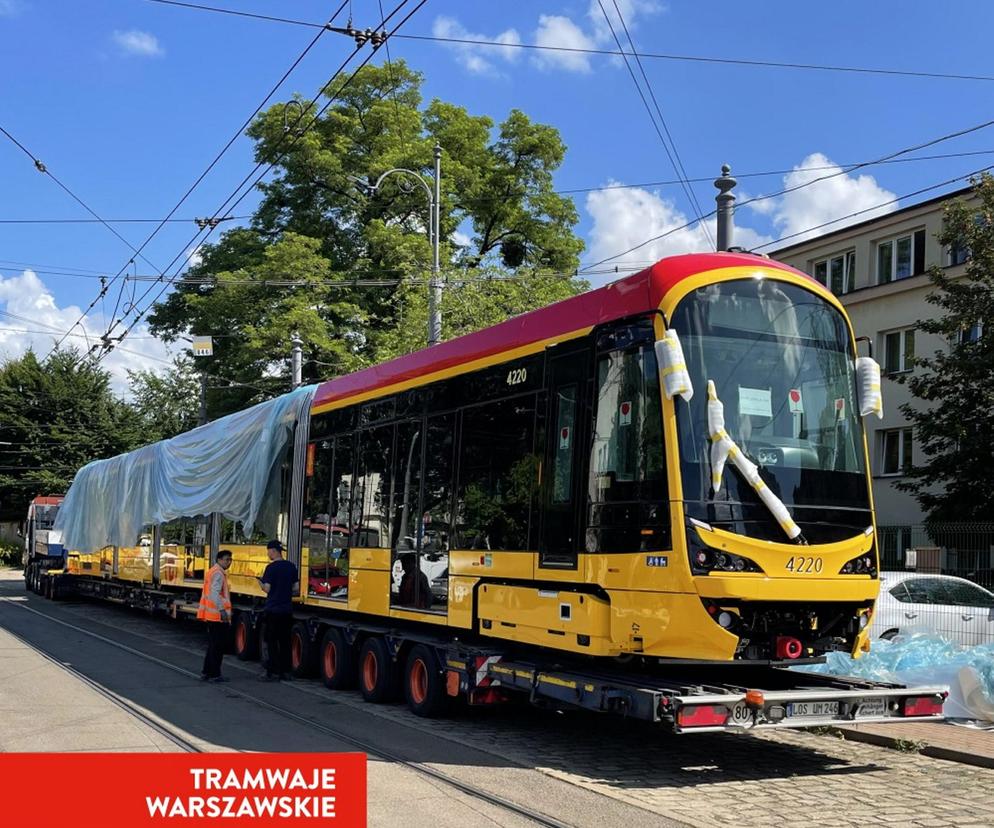 Dostawa nowych tramwajów Hyundai opóźni się o pół roku. Brakuje części i pracowników 