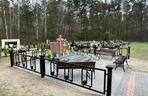 Tak teraz wygląda grób Krzysztofa Krawczyka. Pojawiło się ogrodzenie