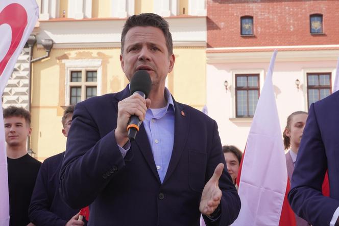 Rafał Trzaskowski poparł Jakuba Kwaśnego w walce o fotel prezydenta Tarnowa