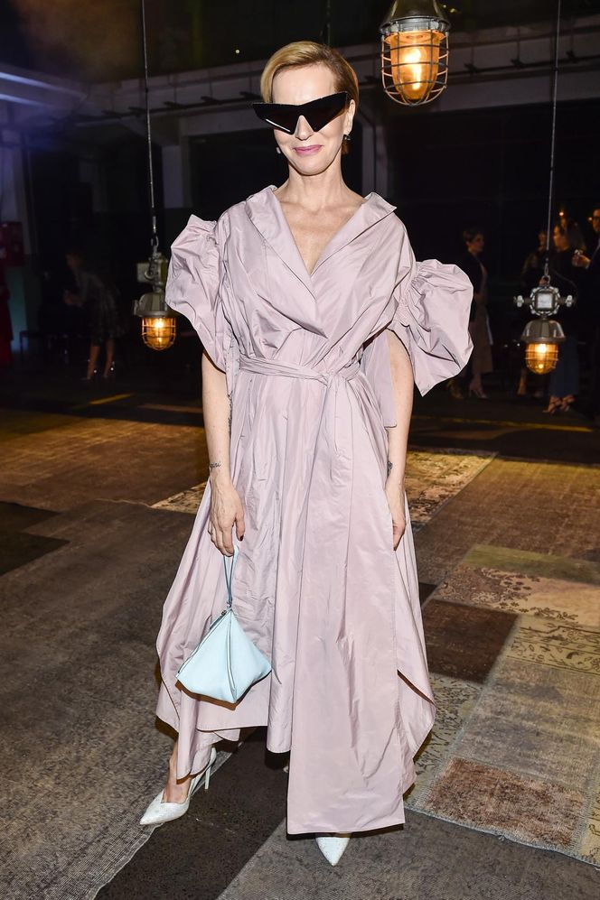 Seksowna Paulina Smaszcz kusi w bieliźnie. Internautka: "Ta rywalizacja z Cichopek odbiera godność"