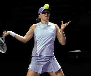 Iga Świątek - Amanda Anisimova. Spódniczki płatały figla zawodniczkom