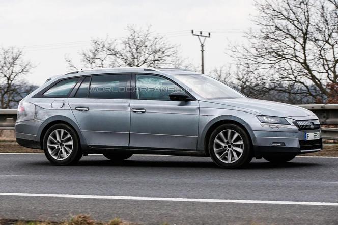 Skoda Superb Combi III