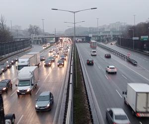 Utrudnienia na trasie S8 w Warszawie. Ograniczenia w ruchu na dwóch węzłach