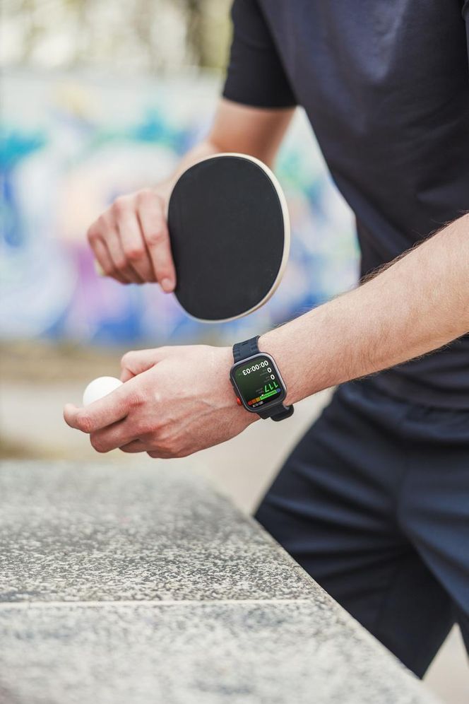Huawei Watch 4 - lifestyle