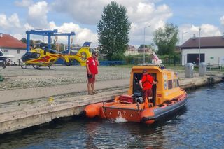 Dwie akcje ratunkowe na Mazurach. 57-latek nie żyje, 10-latka zabrał śmigłowiec [ZDJĘCIA]