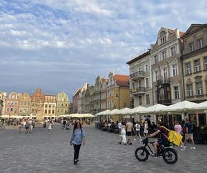 Tłumy na Starym Rynku. Tak poznaniacy spędzają letnie weekendy