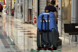 Zalane centrum handlowe Kings Cross Praga