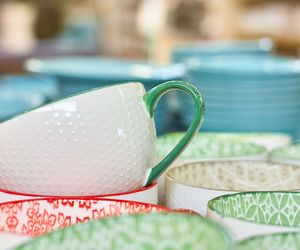 Farba do porcelany: co wybrać? Malowanie porcelany w praktyce