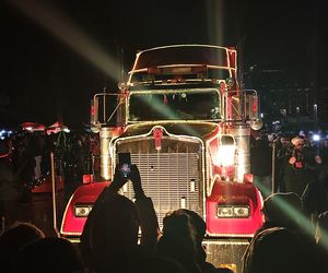 Tak prezentuje się świąteczna ciężarówka Coca-Coli. Wielki truck przyjechał do Wrocławia