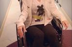 Joanna Krupa na wózku inwalidzkim