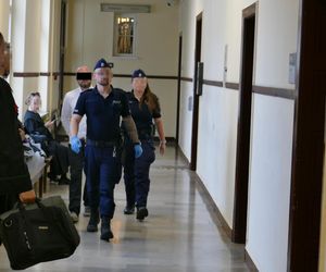 Chciał żywcem spalić żonę. Sekundy dzieliły ją od śmierci. Spędzi w więzieniu długie lata