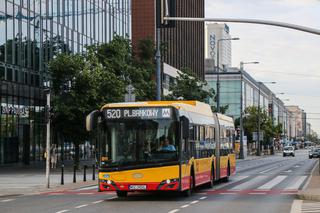 Warszawa: Przerobią autobusy na karetki do transportu chorych na koronawirusa. Co dalej z przegubowcami? 