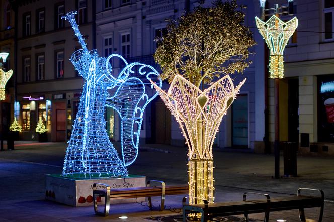 Lublin: Bożonarodzeniowe dekoracje ozdobiły miasto. Zobaczcie!