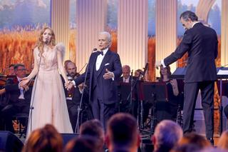Cud życia. José Carreras - specjalny koncert wielkanocny w TVP.  Joanna i Jacek Kurski zachwycili na koncercie wielkanocnym.