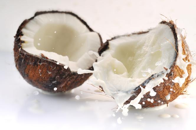 Przyprawy na przeziębienie: mleko kokosowe