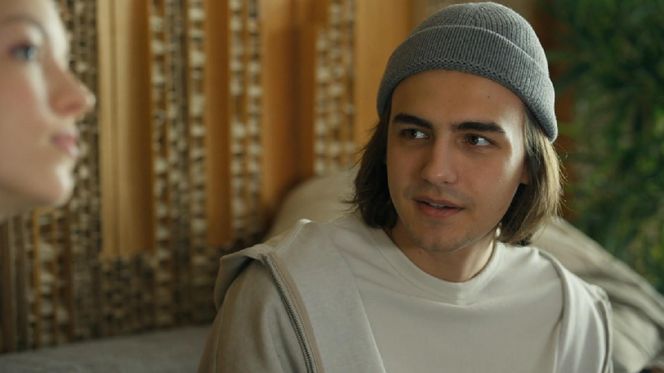 Barwy szczęścia, odcinek 3171. Ewelina (Amelia Listwoń), Romeo (Jacek Tyszkiewicz)