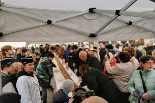 W Kaliszu powstał mazurek wielkanocny, który mierzył ponad 33 metry!